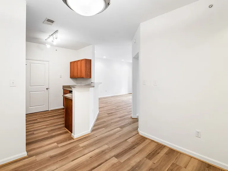 760 Walker Sq #3C — Photo 14