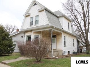 616 N Grant St, Clinton, IL 61727