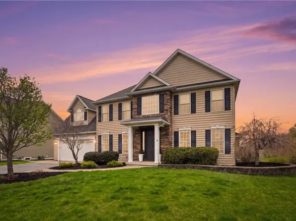 3932 Charing Cross, Canandaigua, NY 14424