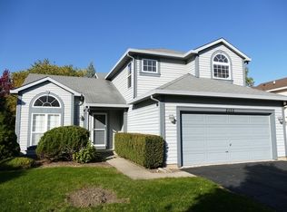 2052 Spice Ln, Naperville, IL 60565