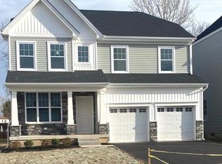 7 Misty Meadow Ln, Hamilton, NJ 08619