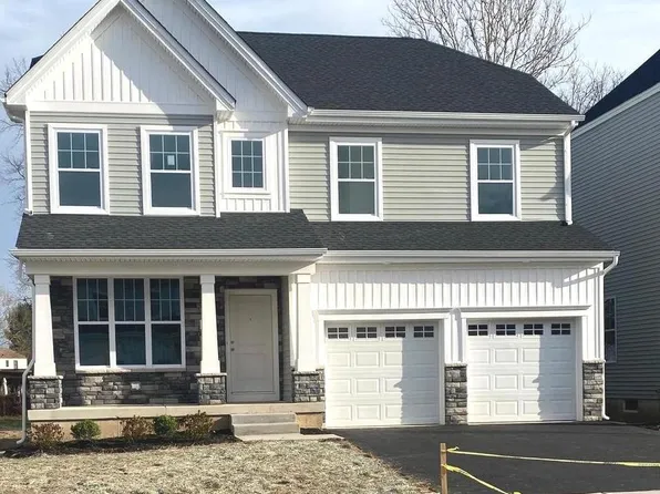 7 Misty Meadow Ln, Hamilton, NJ 08619
