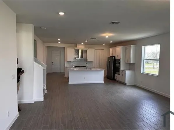 1073 Haywagon Trl, Loxahatchee, FL 33470