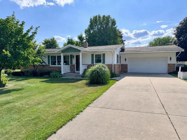 246 S Nottawa St, Mendon, MI 49072
