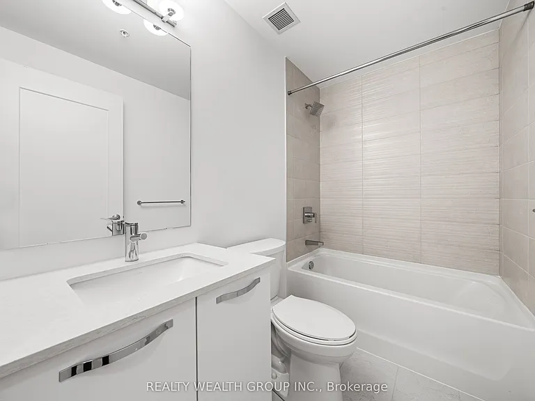 75 James St S #1224 — Photo 12
