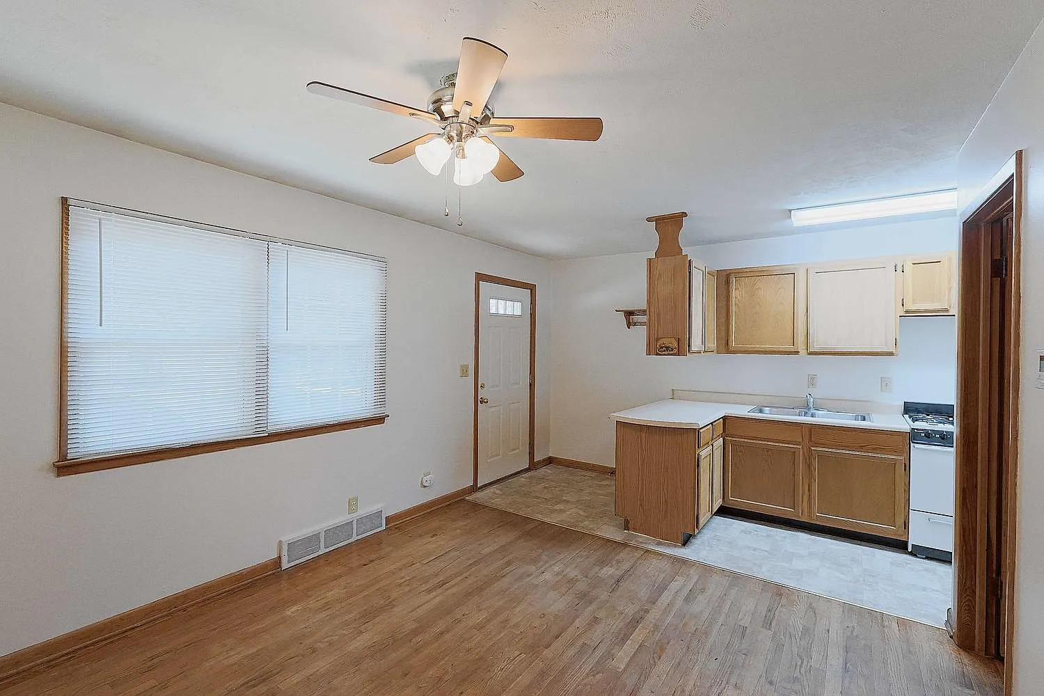 1 bed, 475 sqft, $789 — Photo 4