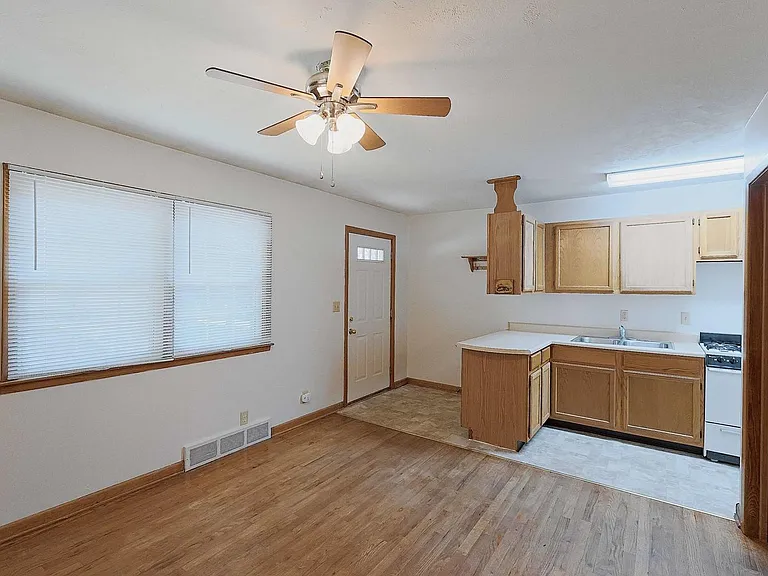 1340 Otoe St — Photo 5