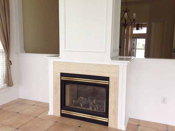 See-thru FP in FR/ Sunroom