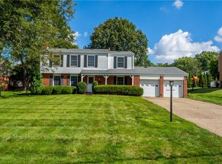 1215 Rolling Meadow Rd, Pittsburgh, PA 15241