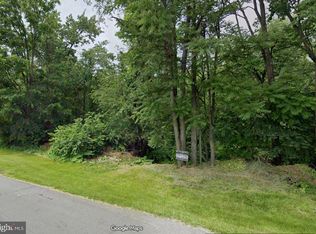 1401 Pleasant View Dr, Chambersburg, PA