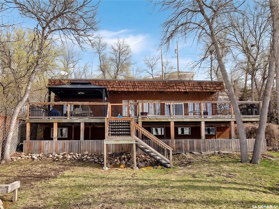 1st image of 208-210 Criddle AVENUE