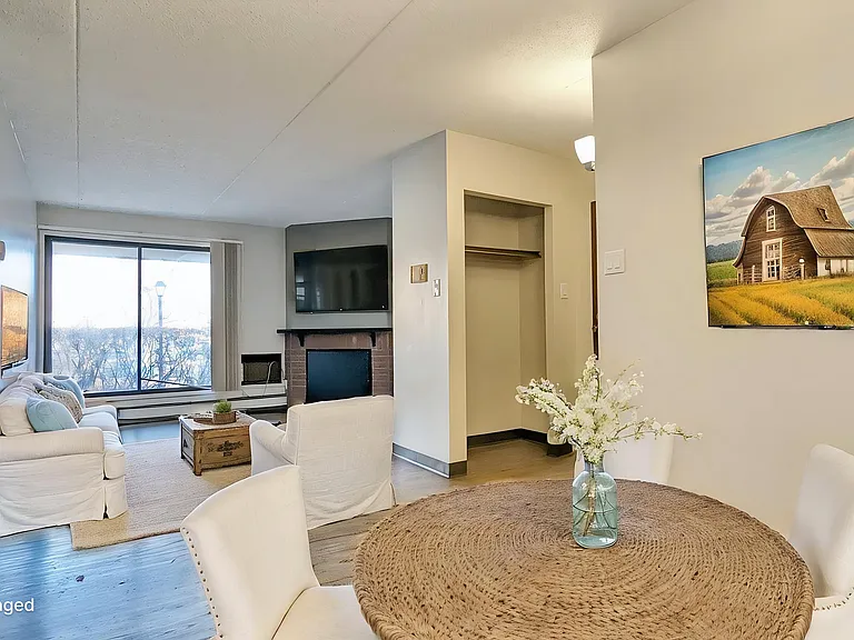 226 Fairmont Dr — Photo 6