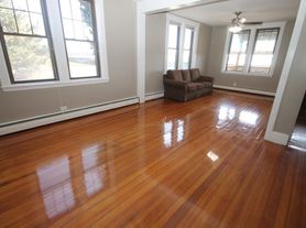 158 Newport Rd, Hull, MA