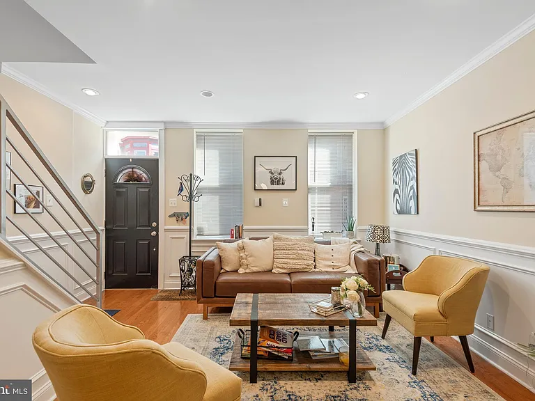 714 S Hicks St — Photo 3