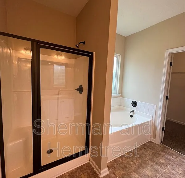 5013 Sunderlund Ct #5013 SUNDERLUND CT — Photo 11