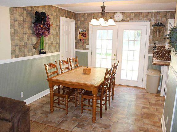 5th image of 7744 Sandalwood Dr