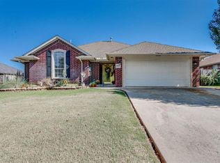 1824 Cherokee Trl, Choctaw, OK 73020