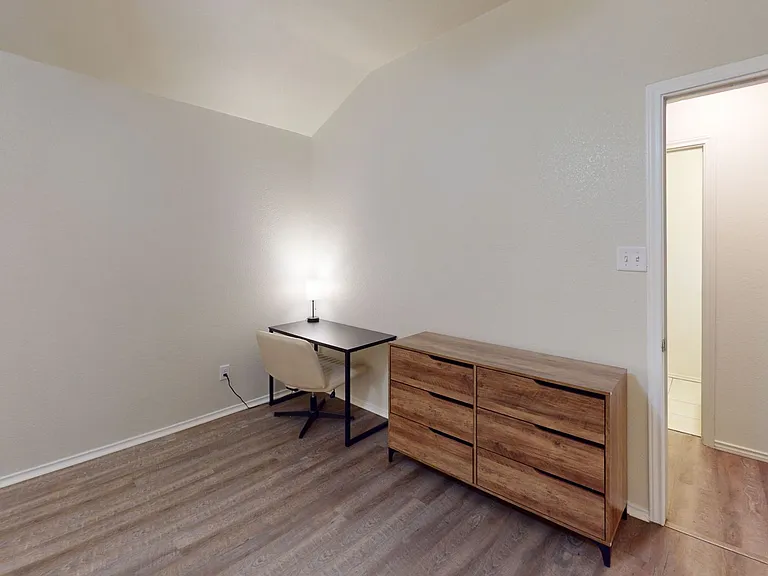 2703 Tara Dr — Photo 20