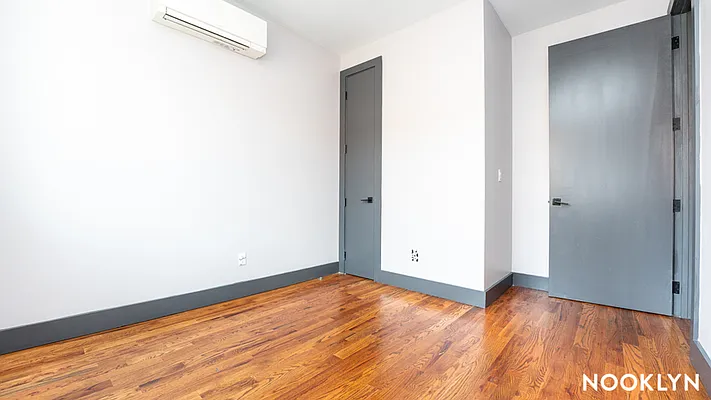 Rented by Nooklyn NYC LLC | media 4