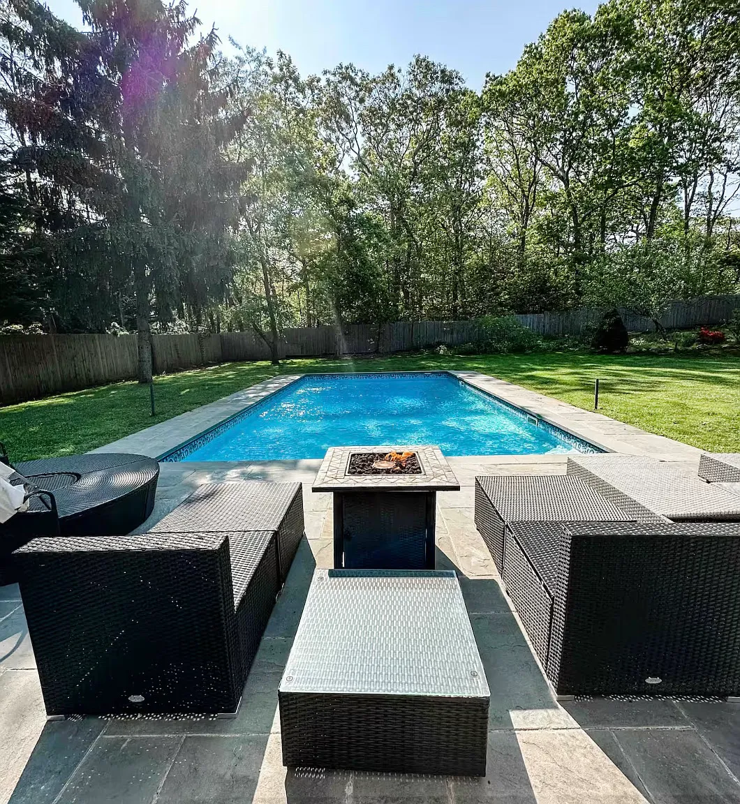 A Hamptons Summer Retreat with Pool & Privacy — Photo 2