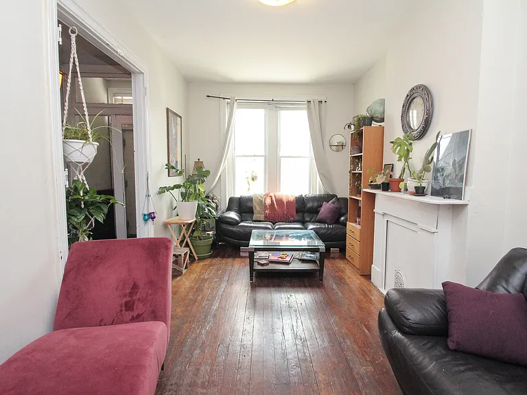2503 Carpenter St — Photo 12