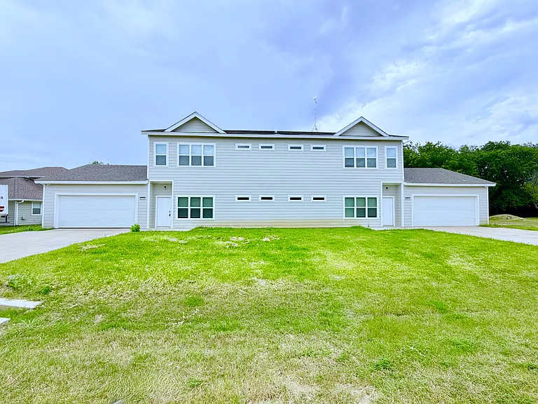 22060 Flanagan Cir #B — Photo 14