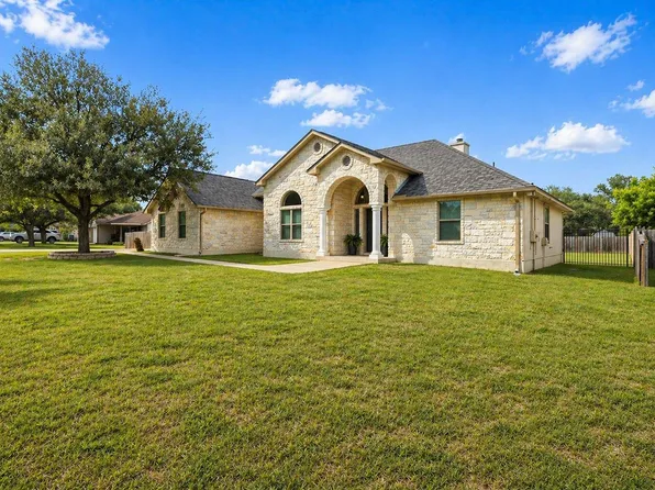 116 Puna Ln, Bastrop, TX 78602