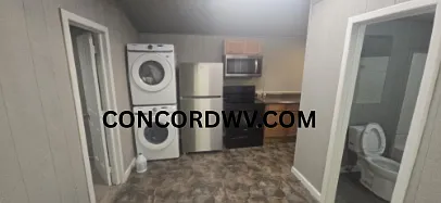 207 Burch St — Photo 5
