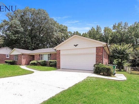3rd image of 4909 Craigwood Dr
