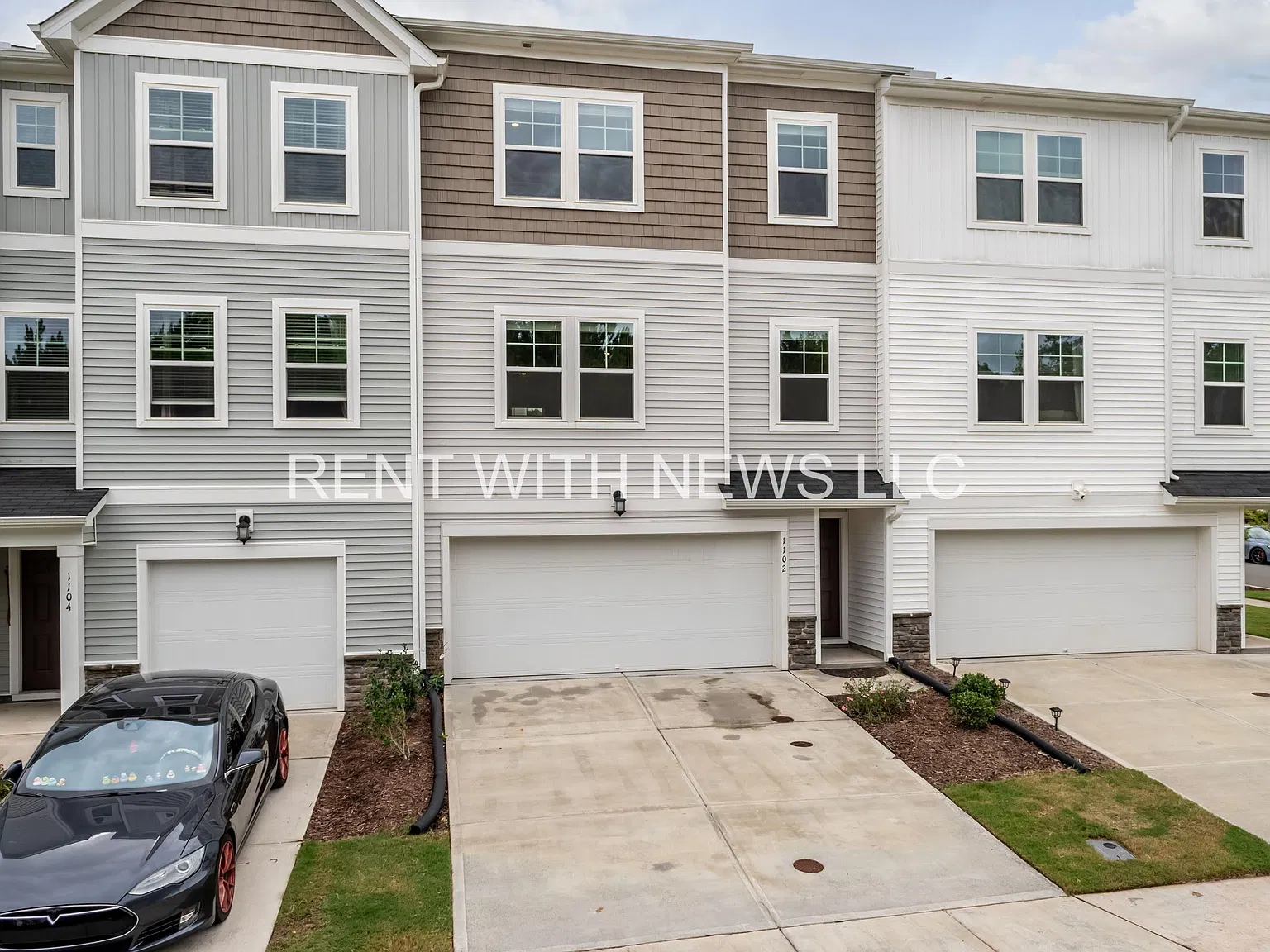 4 bed, 3.5 bath, 2557 sqft, $2,250 — Photo 2