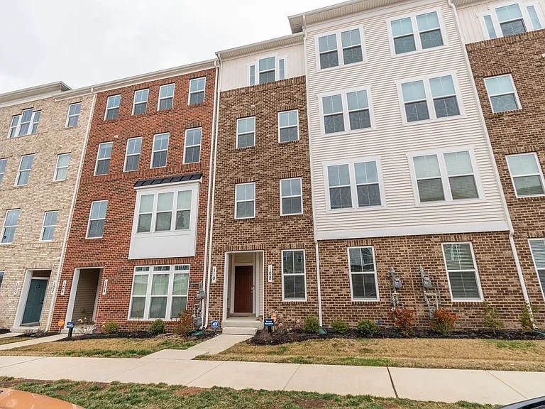 108 Lawndale Dr #1001G — Photo 1