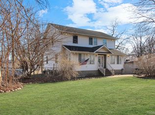 31321 Grandview Ave, Westland, MI 48186