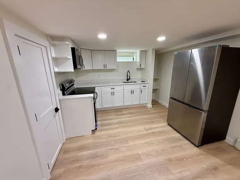 Maple Ln — Photo 3
