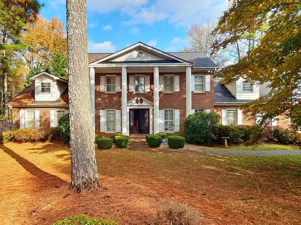 1055 Carriage Pl, Lithonia, GA 30058