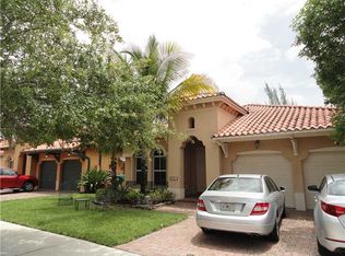 2881 SW 152nd Ct, Miami, FL 33185