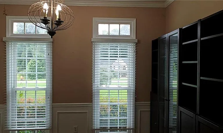 7070 Derby Ct — Photo 5