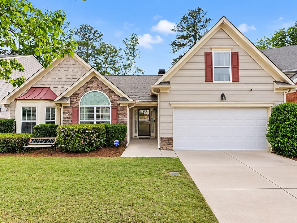 1053 Southwood Dr