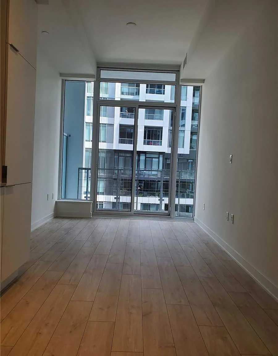 Studio, 320 sqft, $1,900 — Photo 2