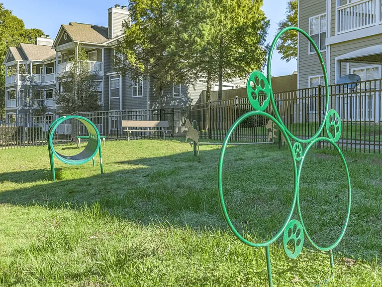 Elan at Mallard Creek Apartment Homes — Photo 36