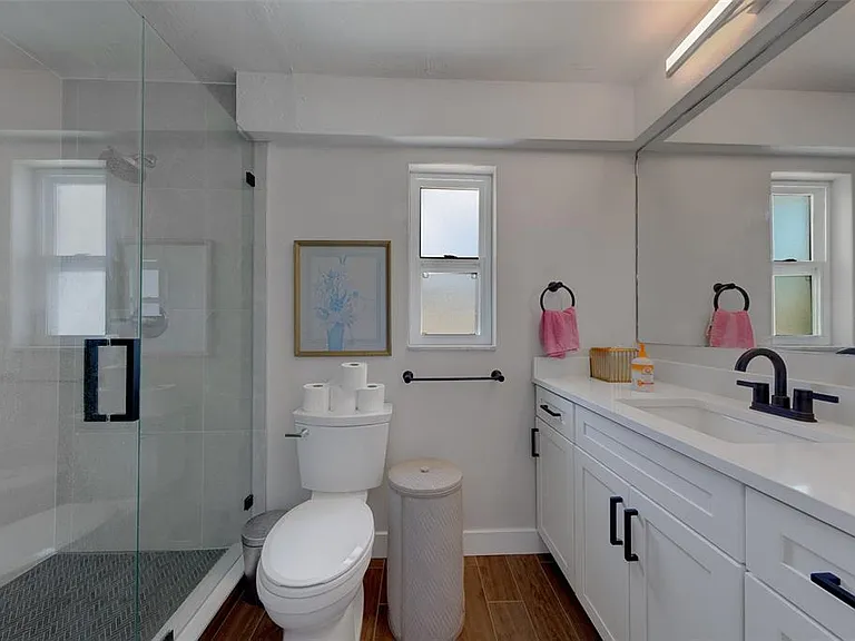 11602 Grove St — Photo 26