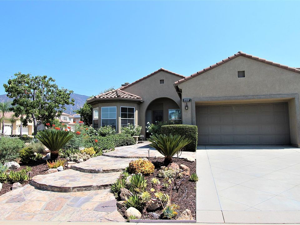 1st image of 2237 Lookout Cir