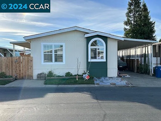 328 La Vina St #29 photo 1