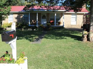 1803 Woodland Ct, Demopolis, AL 36732