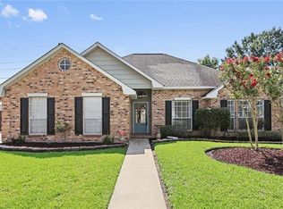 2284 Country Club Dr, La Place, LA 70068