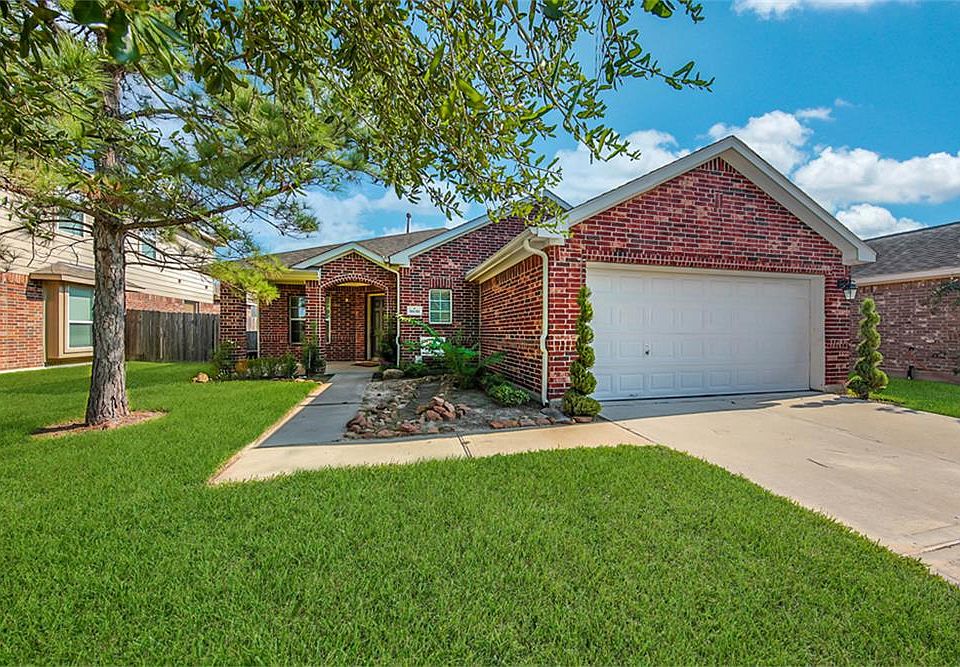 1st image of 9839 Linden Hollow Dr
