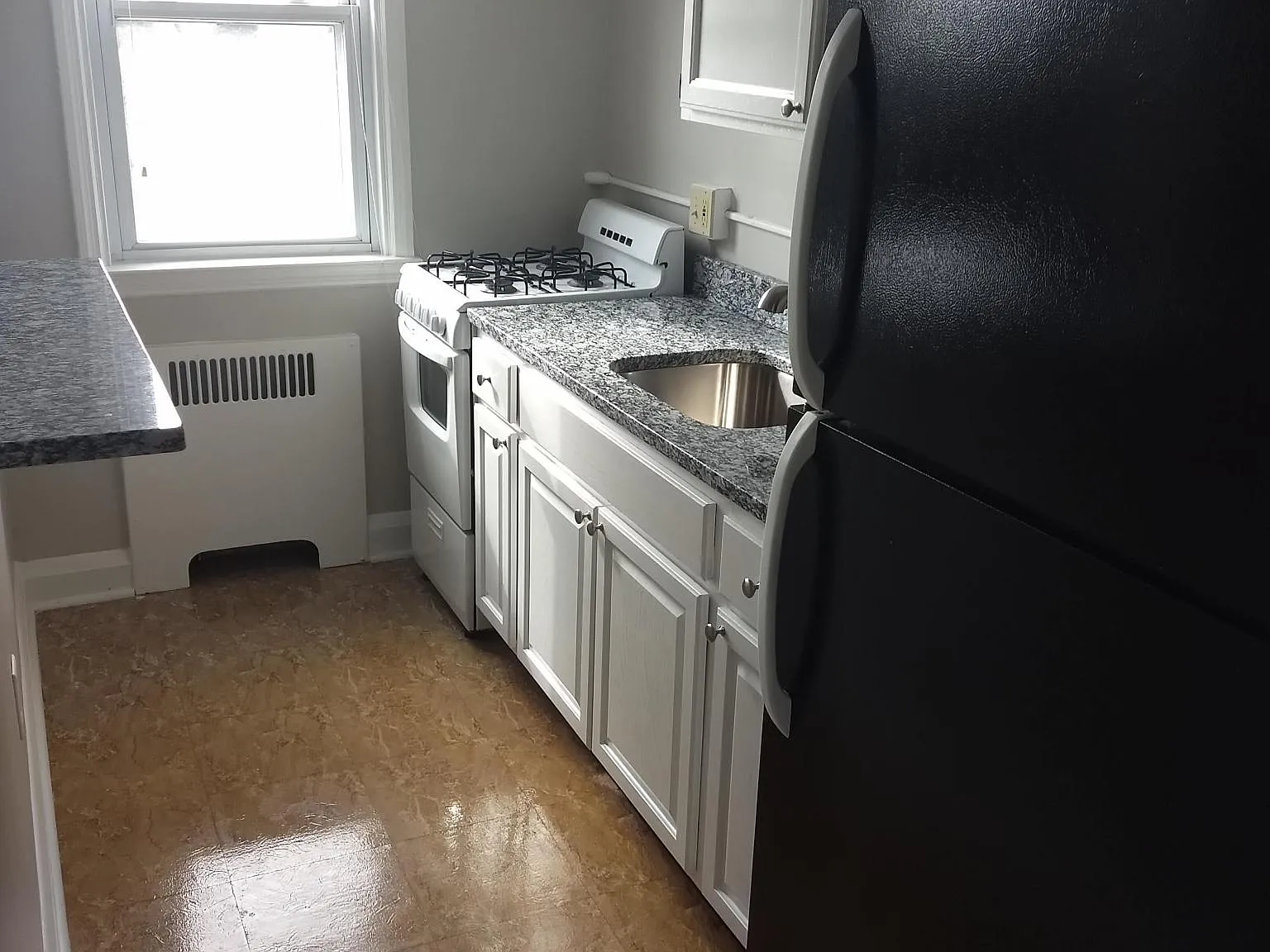 1 bed, 800 sqft, $1,385 — Photo 3
