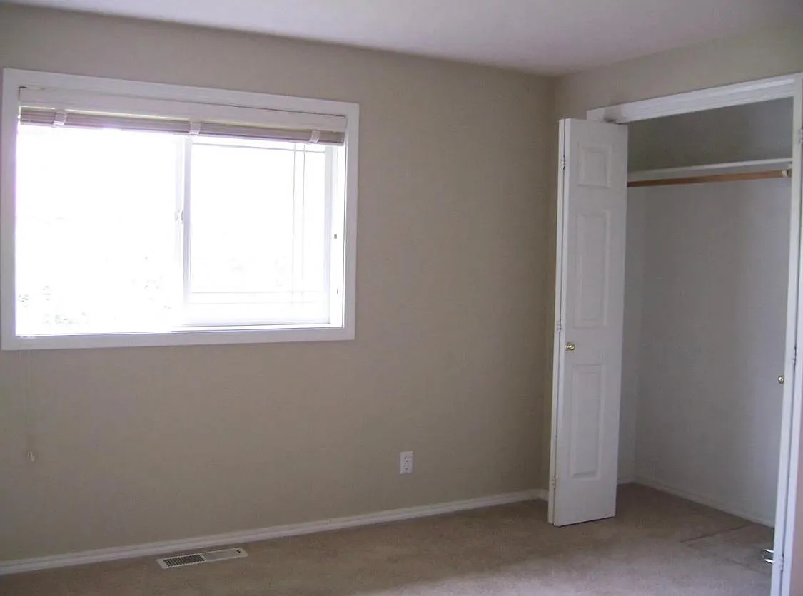 2665 Citrus Pl NW — Photo 2