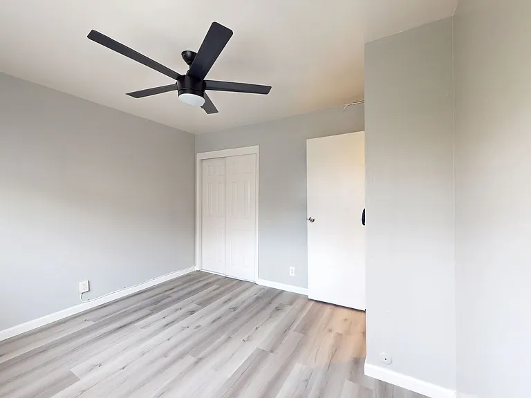 3615 Martin Luther King Jr Way — Photo 17