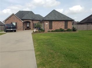 605 Ash St, Iowa, LA 70647