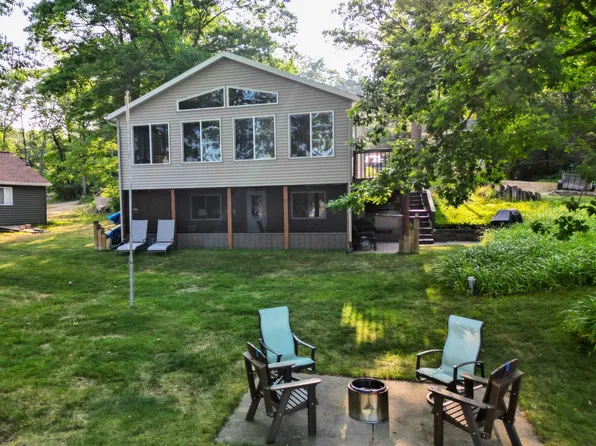 12075 N Lake St, Bitely, MI 49309